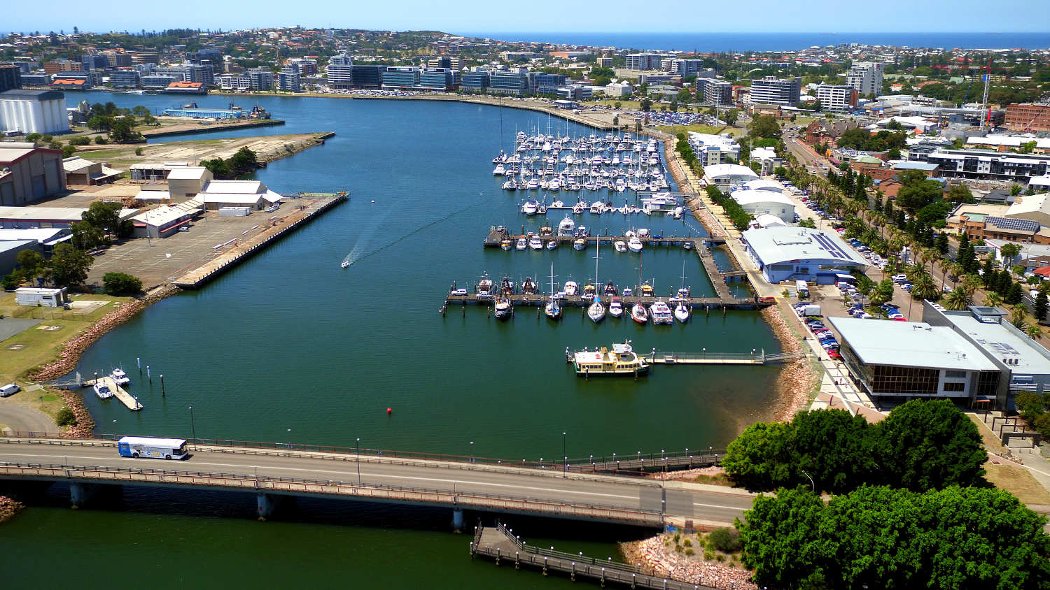 newcastle yacht club breakfast